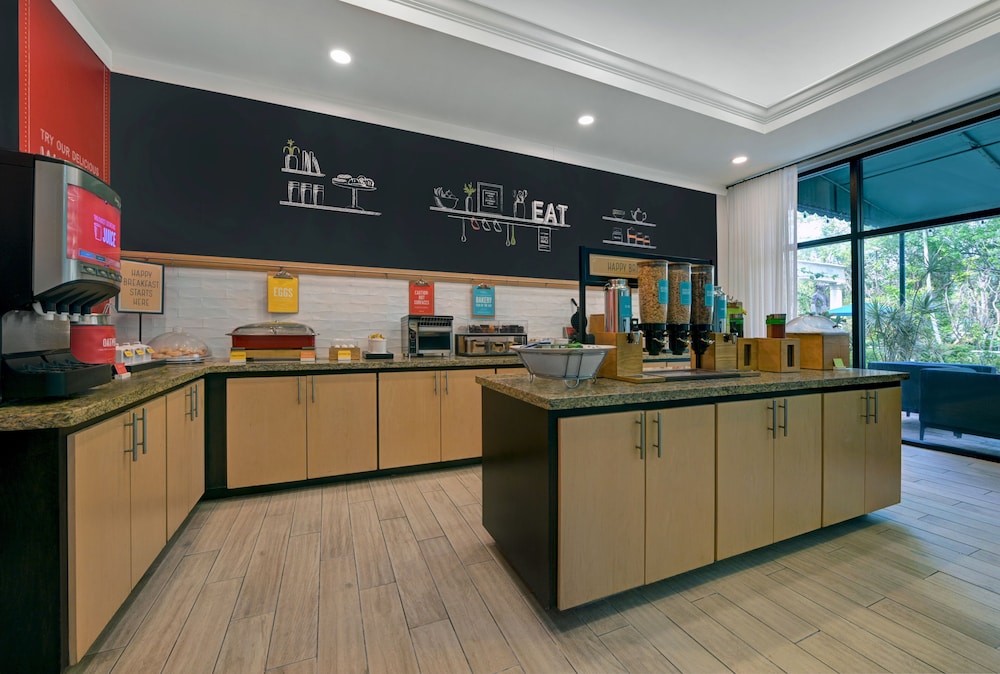 Hampton Inn Palm Beach Gardens - photo 33