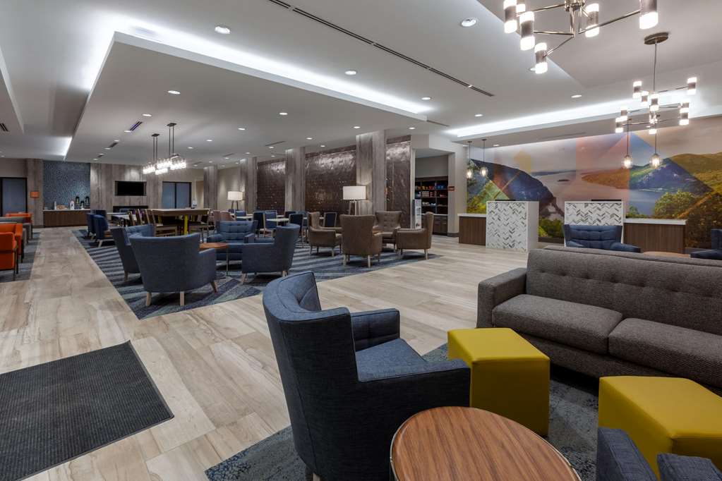 La Quinta Inn & Suites by Wyndham Middletown Goshen - photo 7