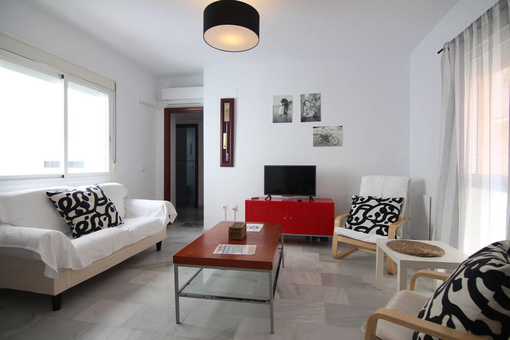 Apartamento VELADOR del Sur by Cadiz4Rentals — 4-Star Luxury Hotel in Cadiz, Spain