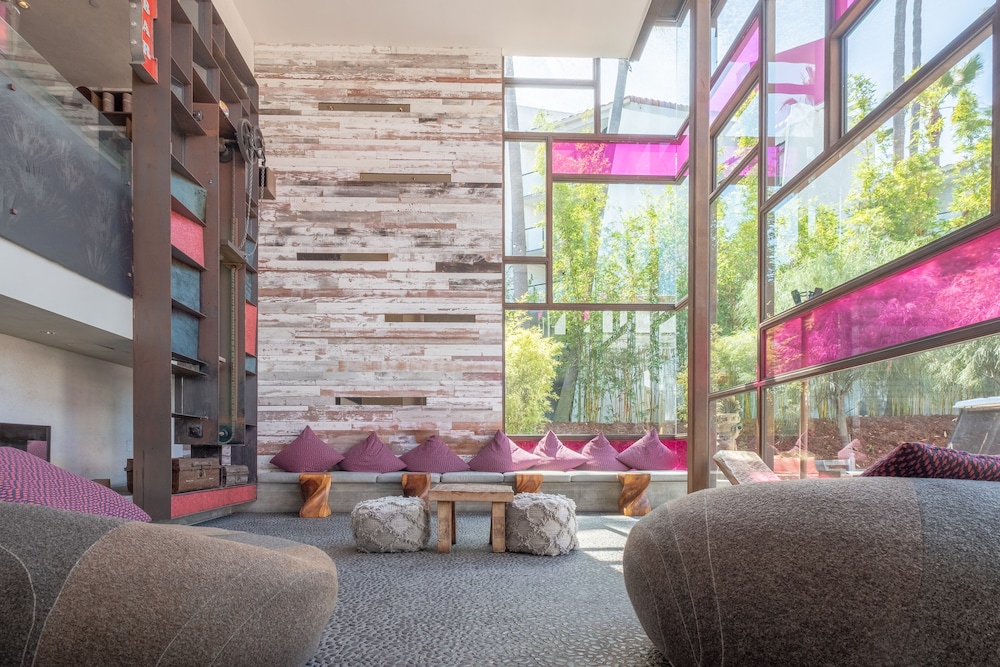 Hotel Maya a Doubletree by Hilton Hotel - photo 3