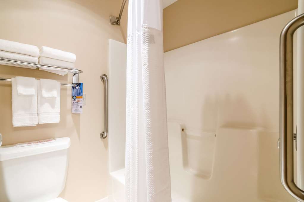 Quality Inn Alliance NE - photo 41