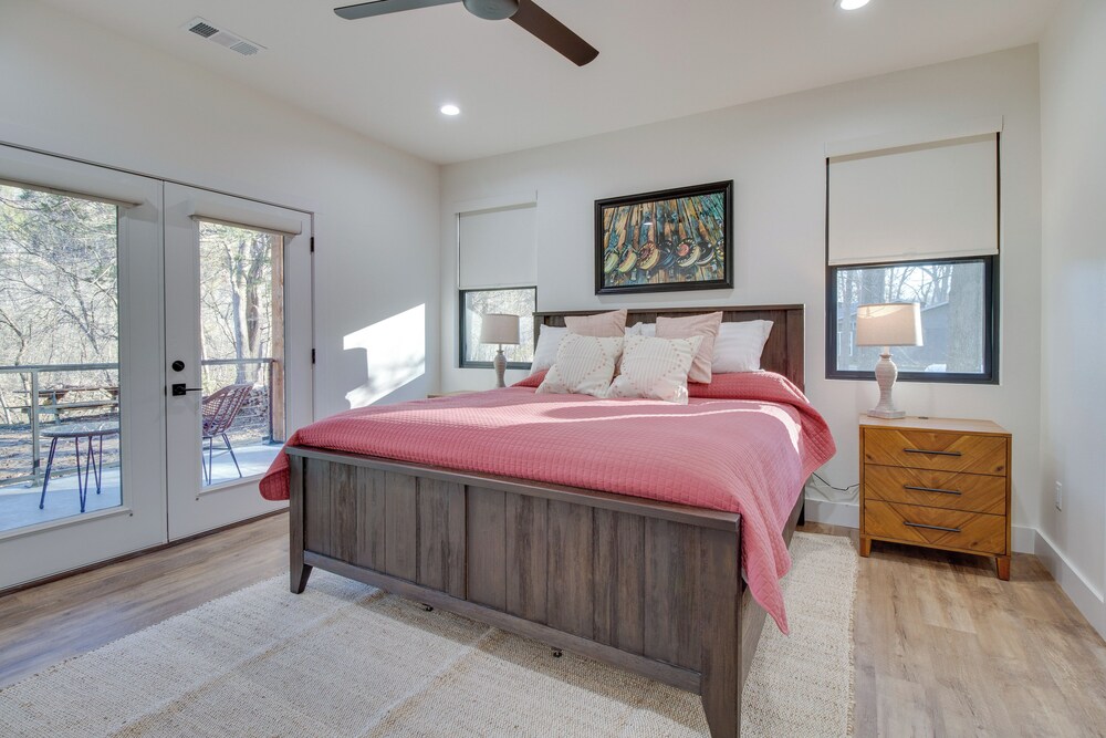 Waterfront Flippin Retreat w White River Access — hotel in Flippin