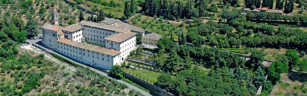 Hotel Oasi Neumann — Cortona