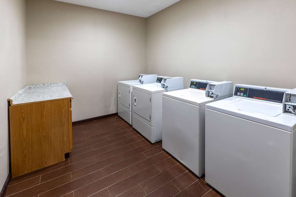 La Quinta Inn & Suites by Wyndham Durant - photo 28