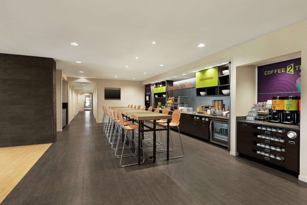 Home2 Suites by Hilton Savannah Airport - photo 26
