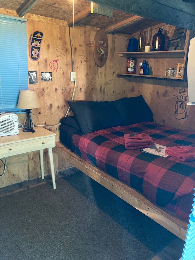 Nauti Otter Inn - photo 24
