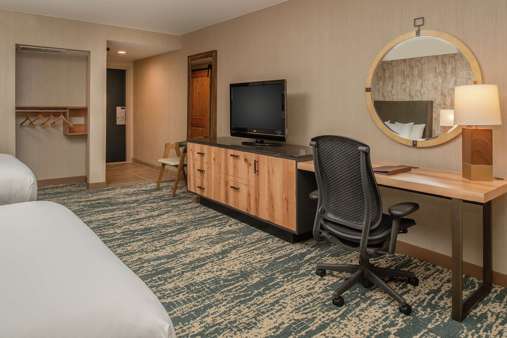 Edgewater Missoula Tapestry Collection by Hilton - photo 19