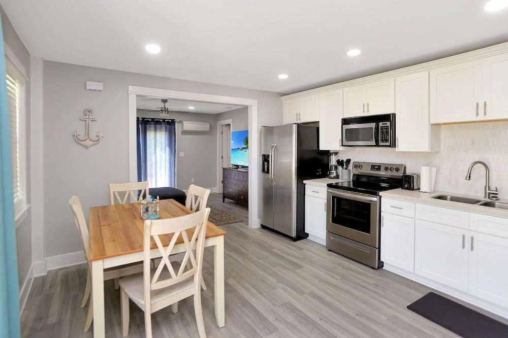 Anchored Inn by Pristine Properties Vacation Rentals - photo 18