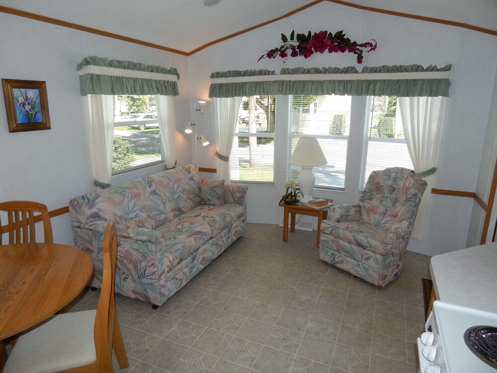 Road Runner Travel Resort Caravan Park - photo 22