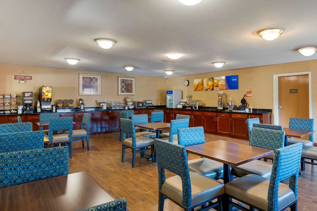 Comfort Inn & Suites Cincinnati Eastgate - photo 39