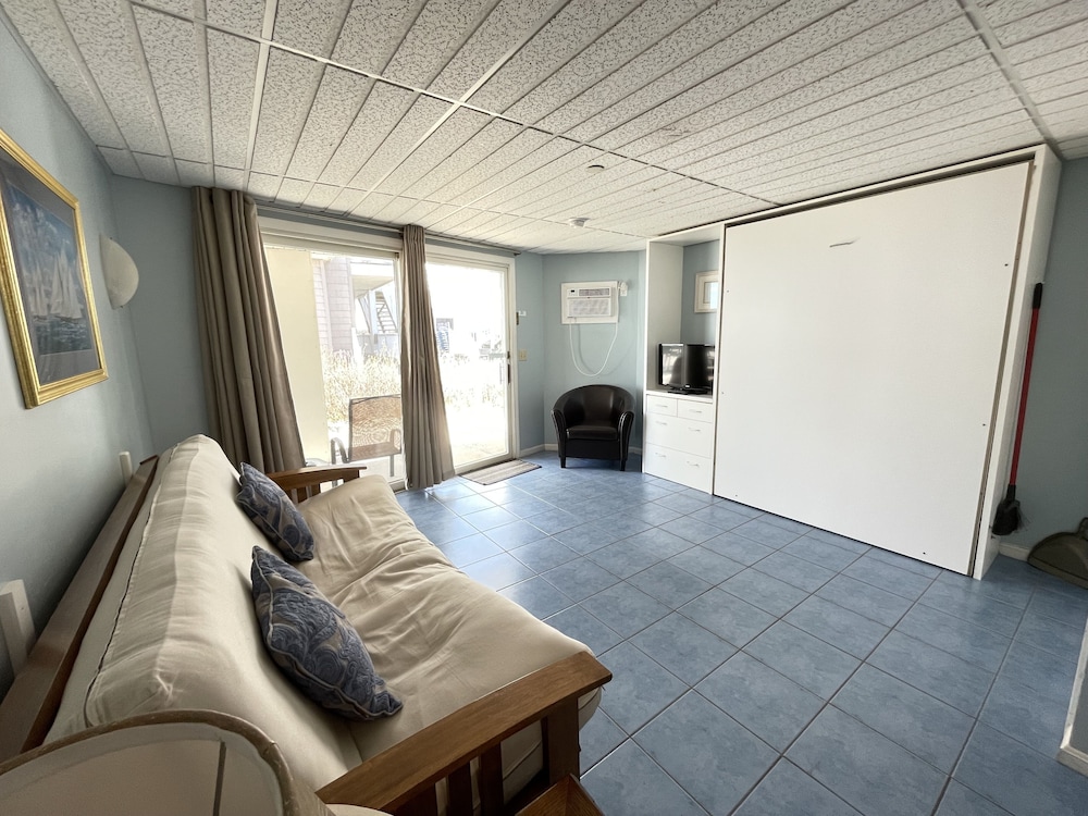 Ocean Walk Hotel - photo 13