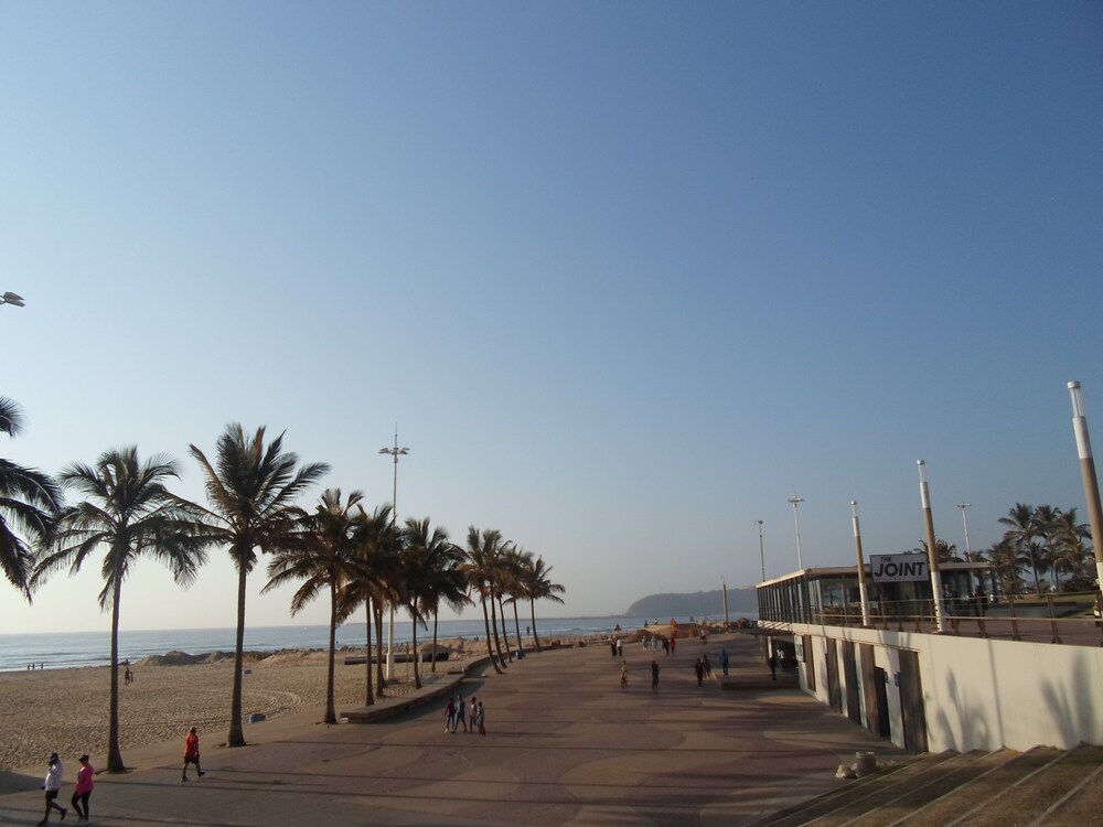 Serena Hotel — Durban
