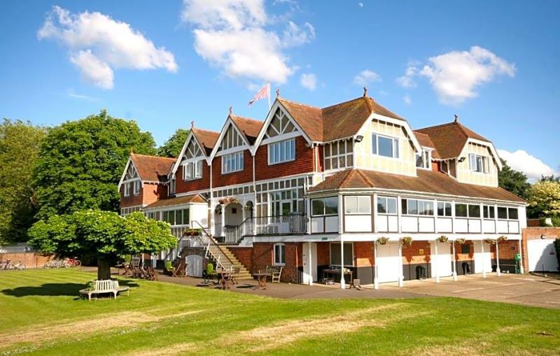 Leander Club - carbon neutral hotel in Henley-On-Thames