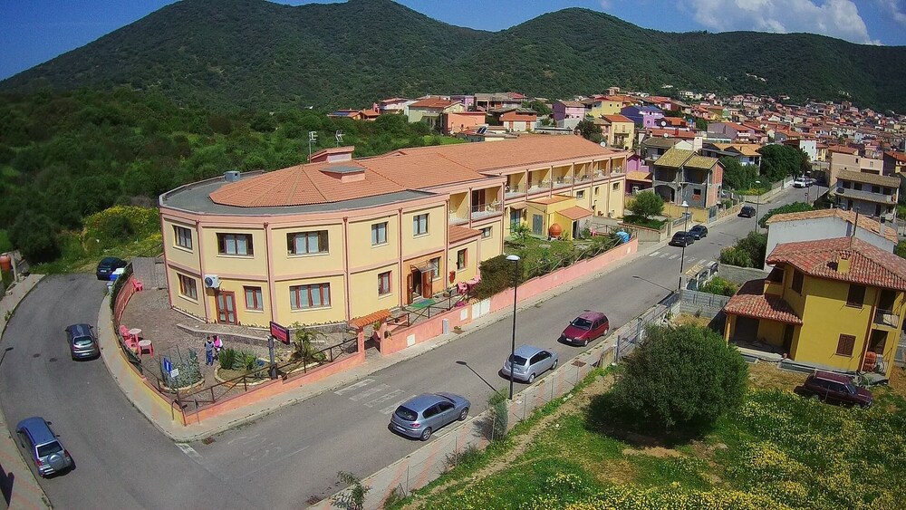 Hotel Jasmine - carbon neutral hotel in Teulada