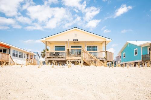Dip Inn by Oak Island Accommodations - featured photo