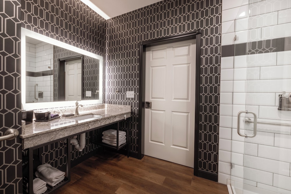 The Parker Hotel - photo 16