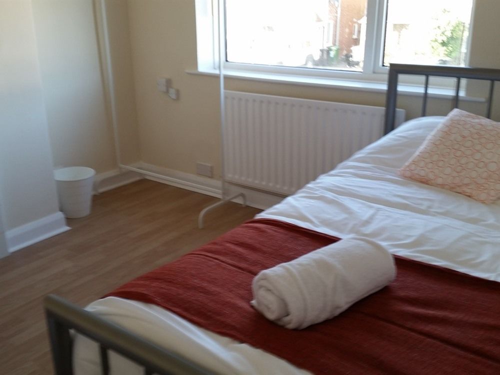 Oceana Accommodation Cliffe Avenue in Southampton, United Kingdom