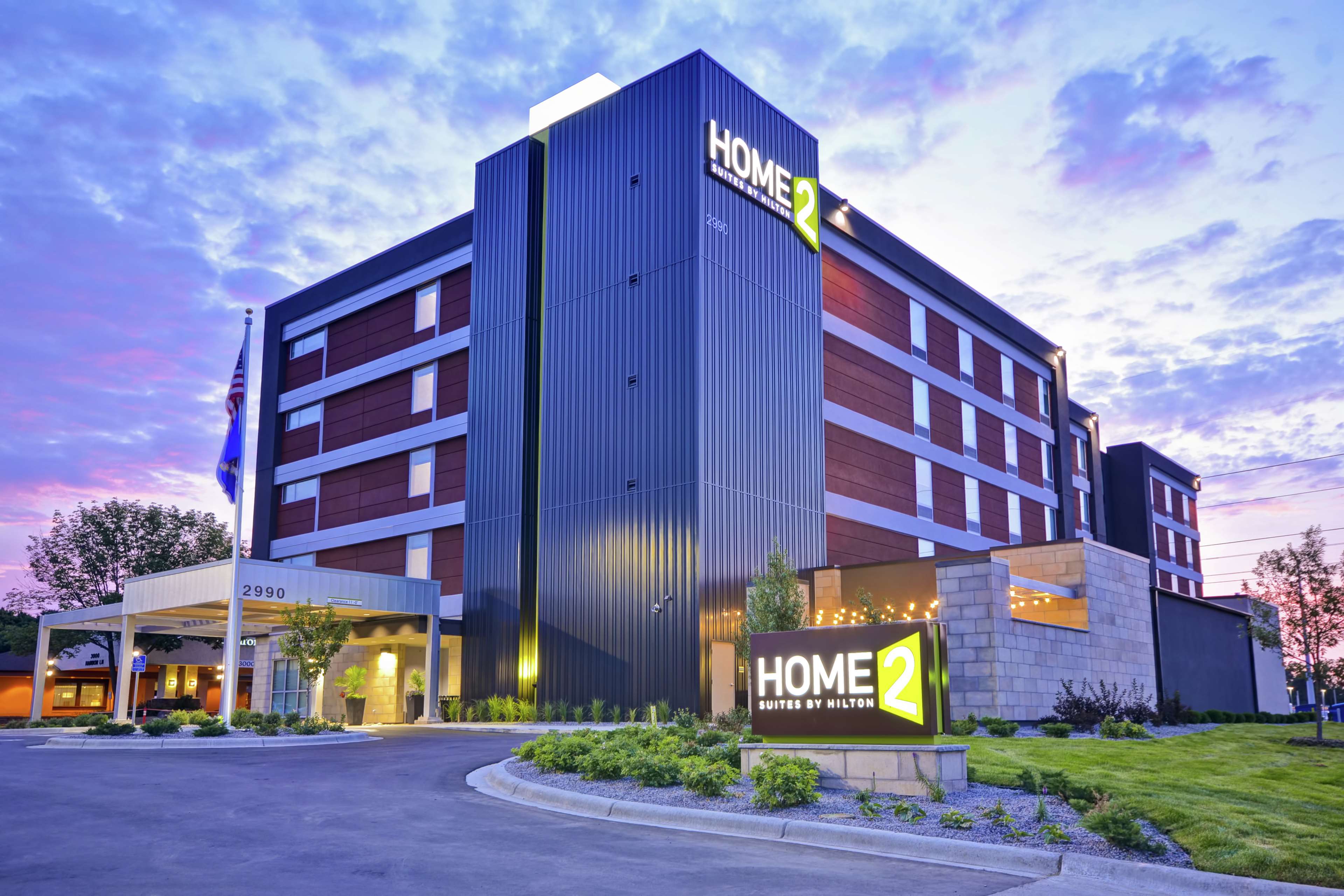 Home2 Suites by Hilton Plymouth MN - photo 3