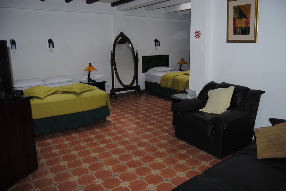 Hotel Fuente de Piedra II in Quito, Ecuador