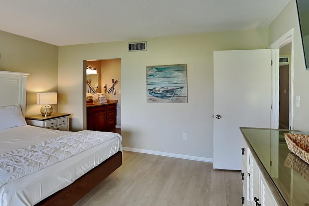 Edgewater Beach & Golf Resort VI by Resort Collection - photo 29