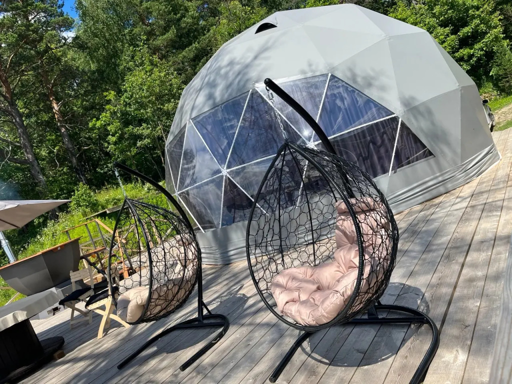 Glamping Glempgeokupol domik Na Oke Tarusa — hotel in Aleksin