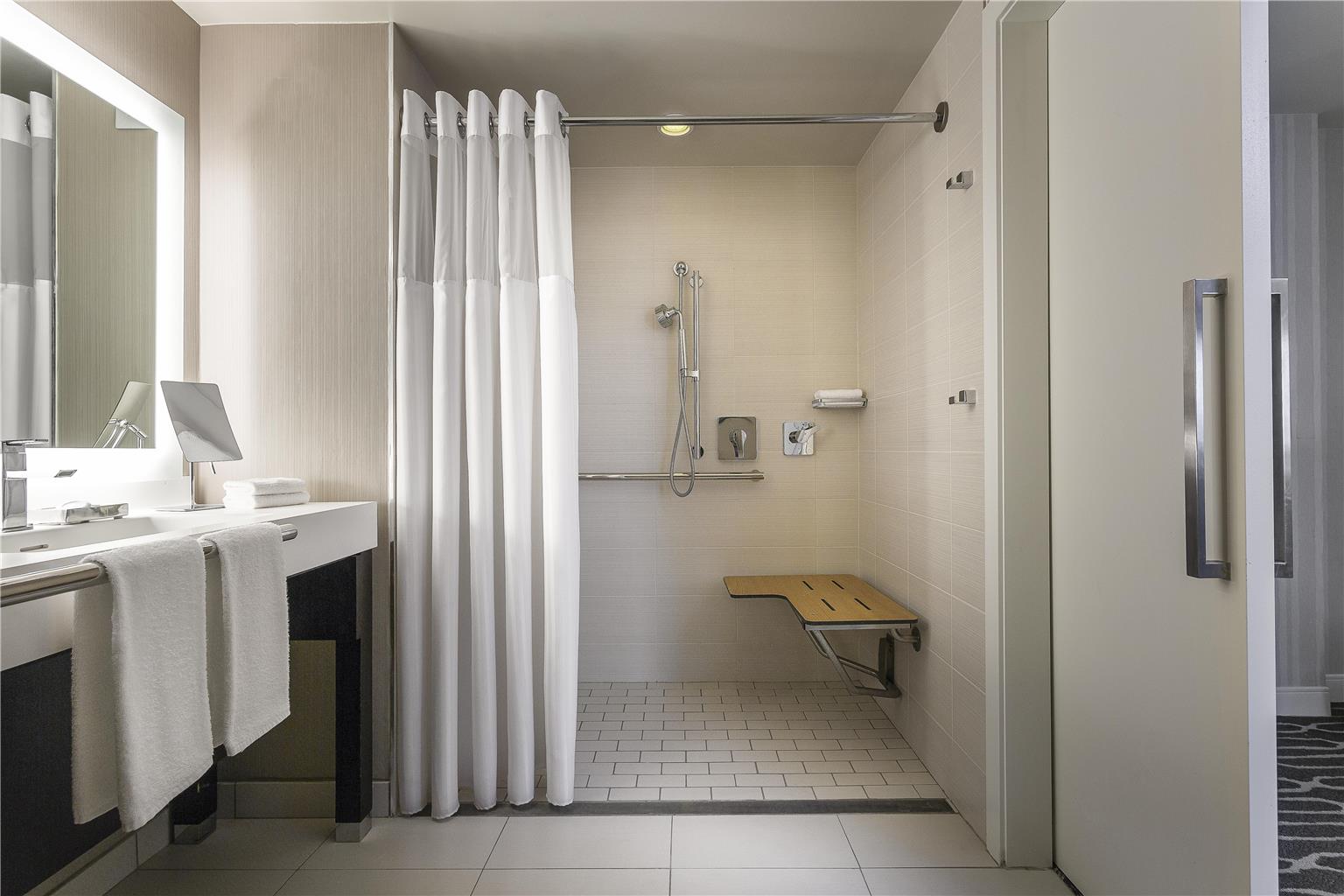Manchester Grand Hyatt San Diego - photo 33
