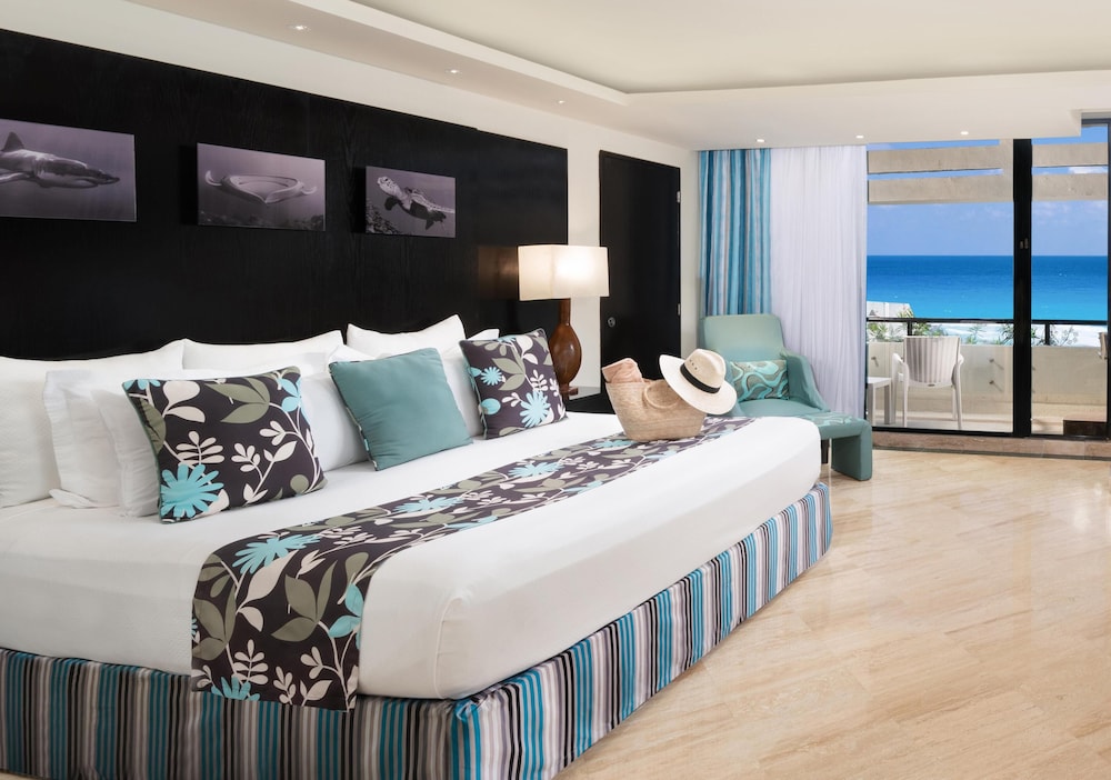 The Pyramid Cancun By Oasis All Inclusive