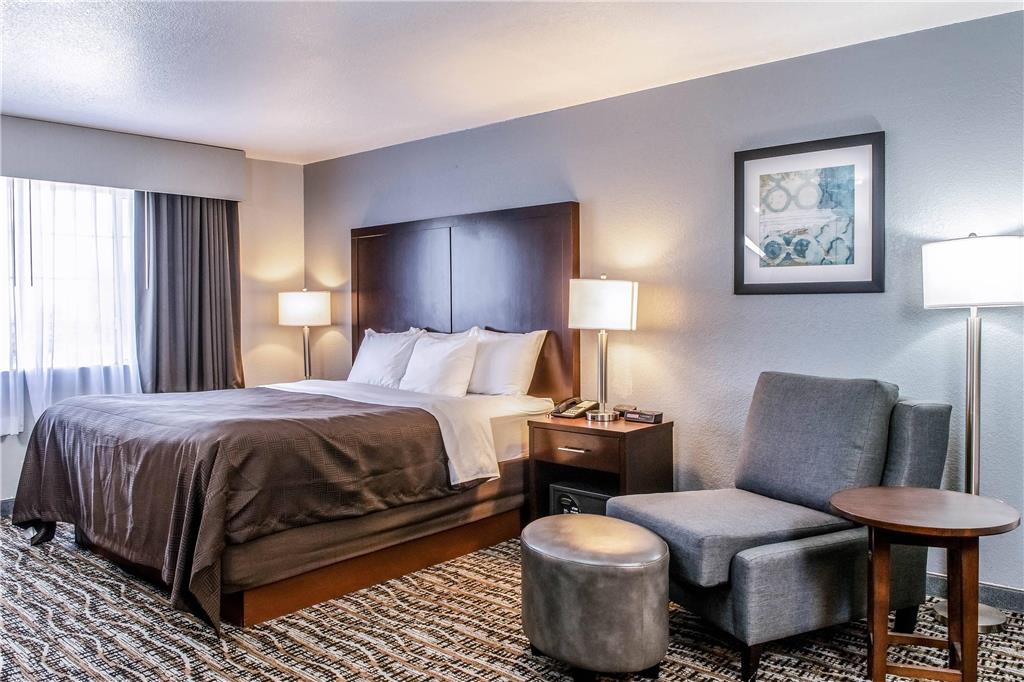 Clarion Hotel By Humboldt Bay in Eureka, United States