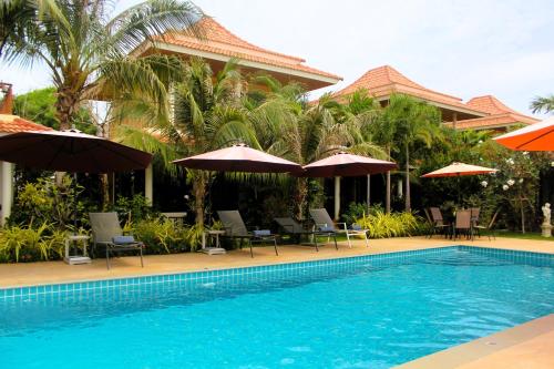 Aurora Resort in Pran Buri, Thailand