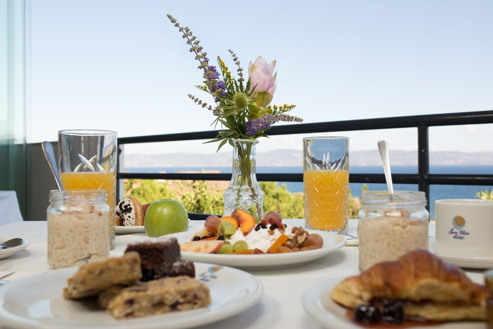 מזון ומשקאות