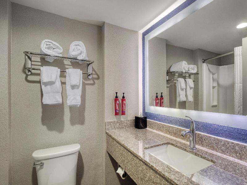 SureStay By Best Western Greenville - photo 42