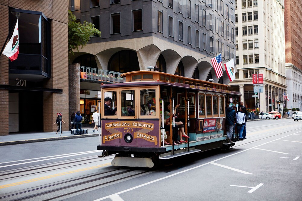 Club Quarters Hotel in San Francisco - photo 54
