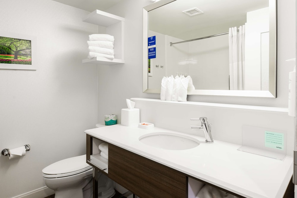 Hampton Inn Columbia I 26 Harbison Blvd. - photo 70