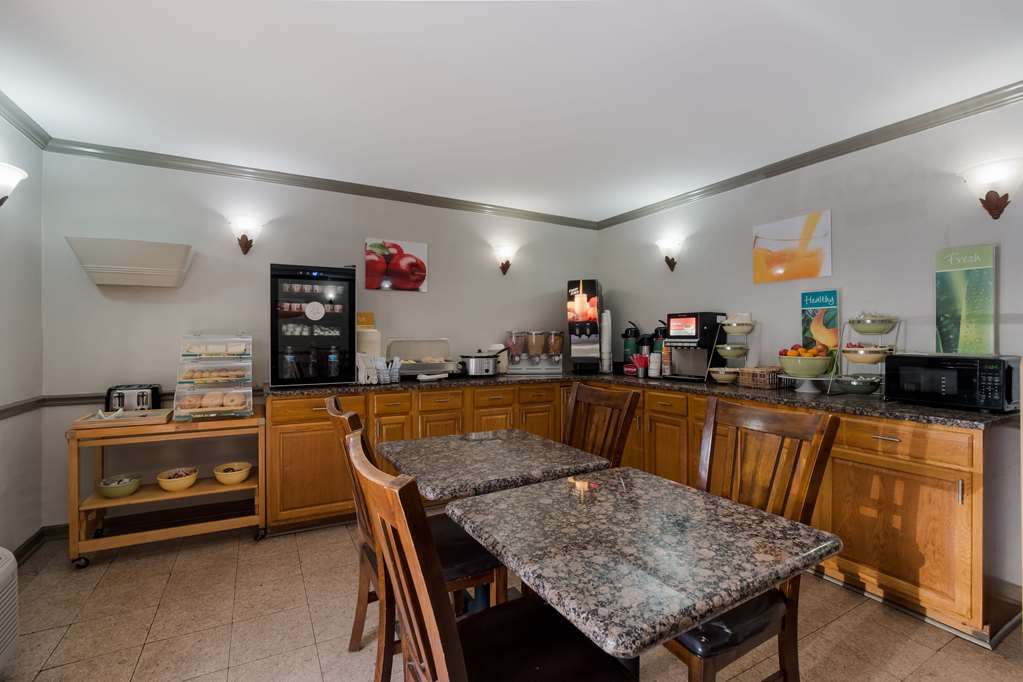 Quality Inn Fort Jackson - photo 30