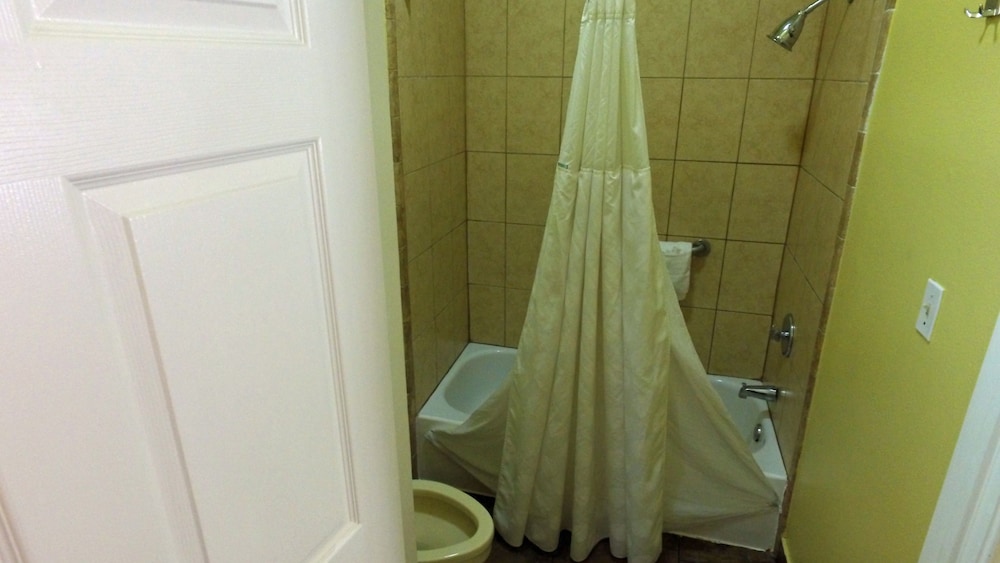 Ramada by Wyndham & Suites South Padre Island - photo 33