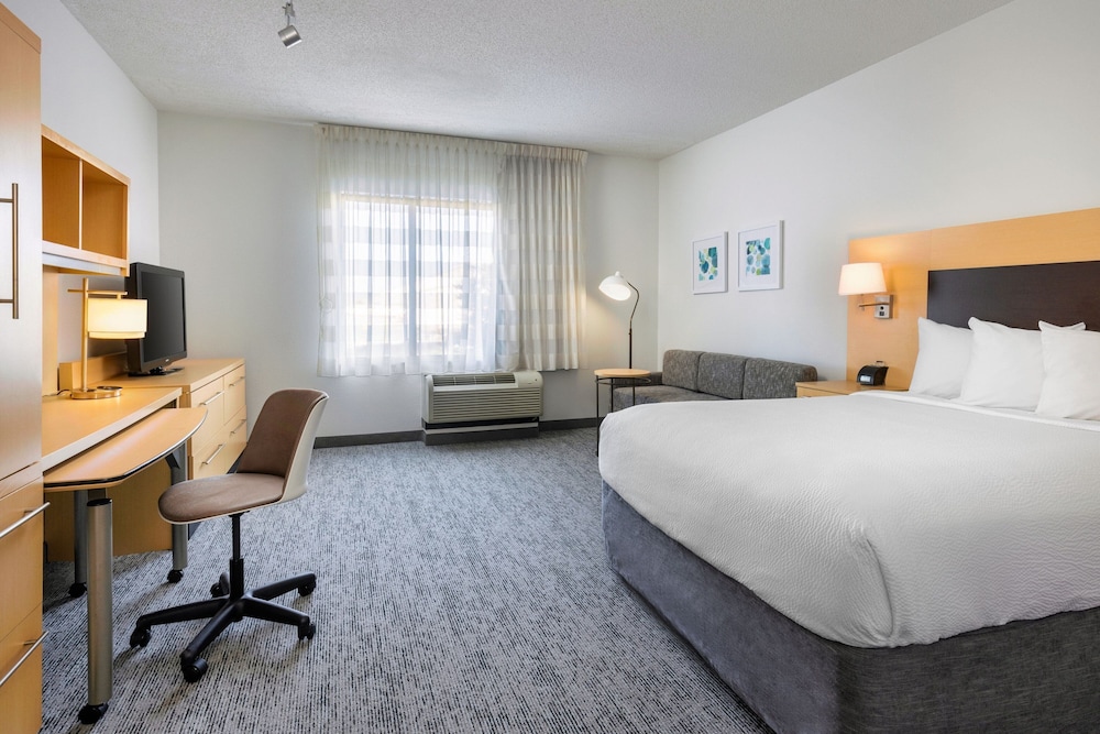 TownePlace Suites York - photo 18