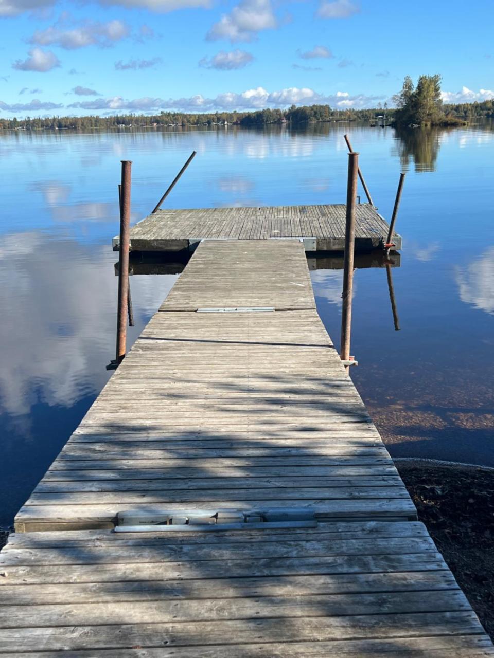 Lakecottage - carbon neutral hotel in Unknown City
