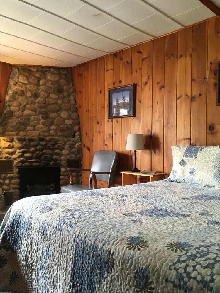 Gilcrest Cottages and Motels - photo 11