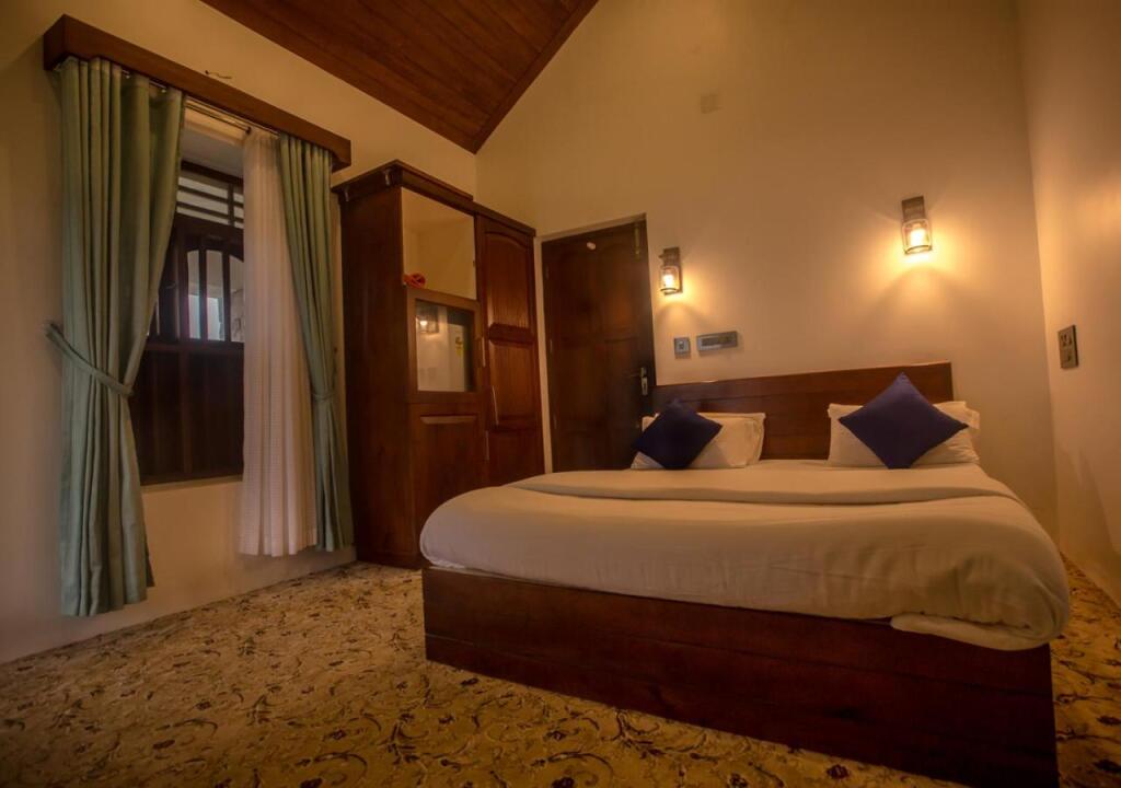 Anudhyana Premium Private Stone Villa Vagamon by VOYE HOMES — 4-Star Luxury Hotel in Erattupetta, India