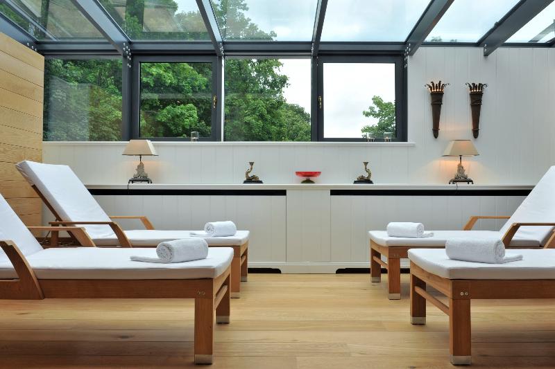 Hardenberg BurgHotel — 4-Star Luxury Hotel in Noerten-Hardenberg, Germany