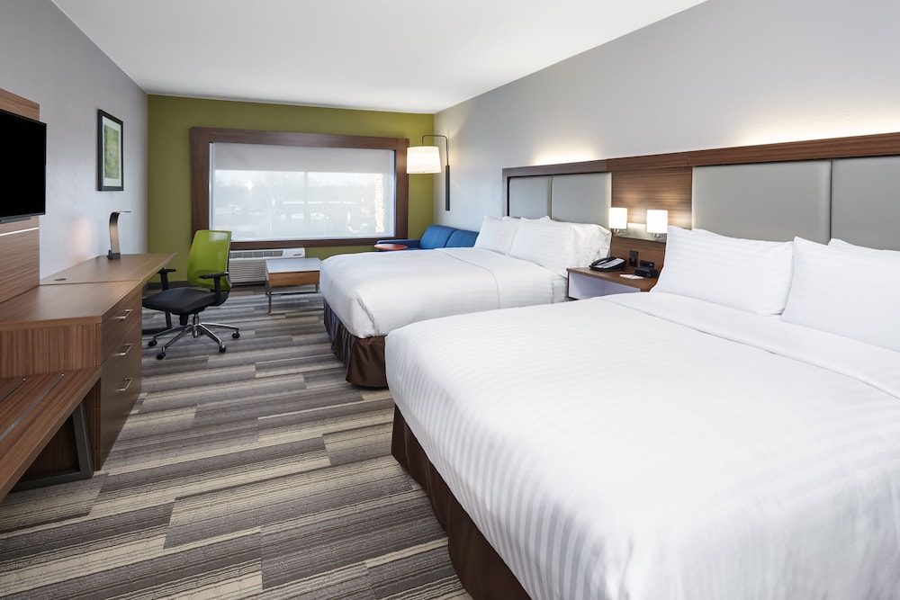 Holiday Inn Express & Suites Chicago North Shore Niles by IHG - photo 2