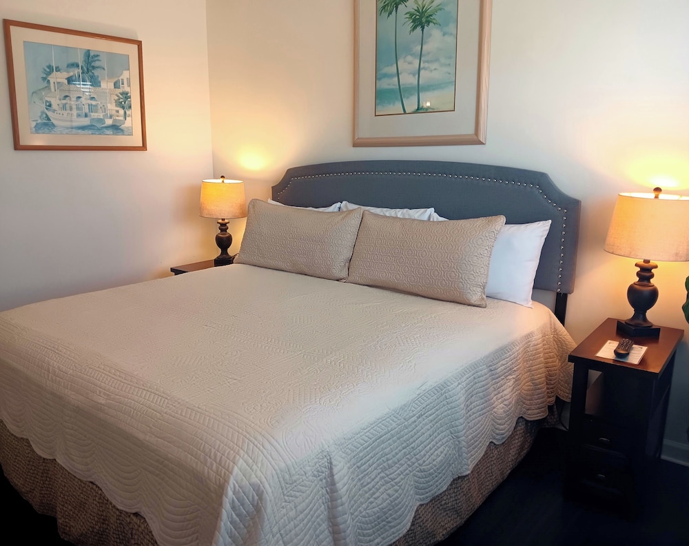 The Cozy Inn - photo 9