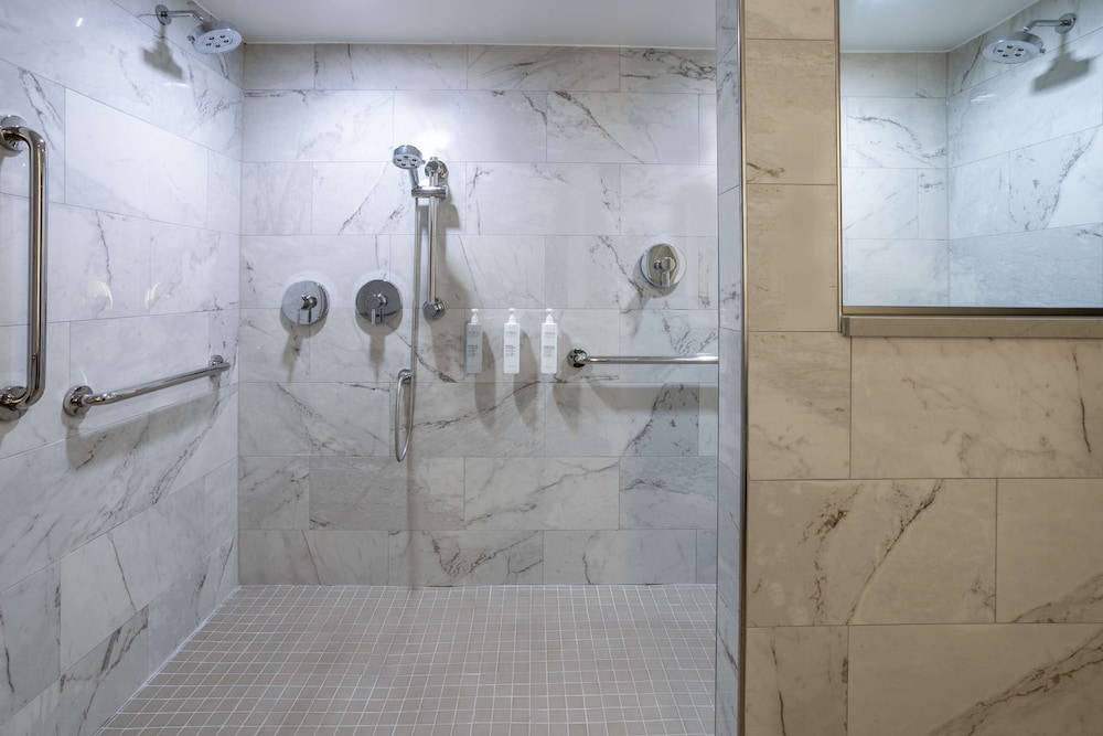Hampton Inn Harriman Woodbury - photo 30