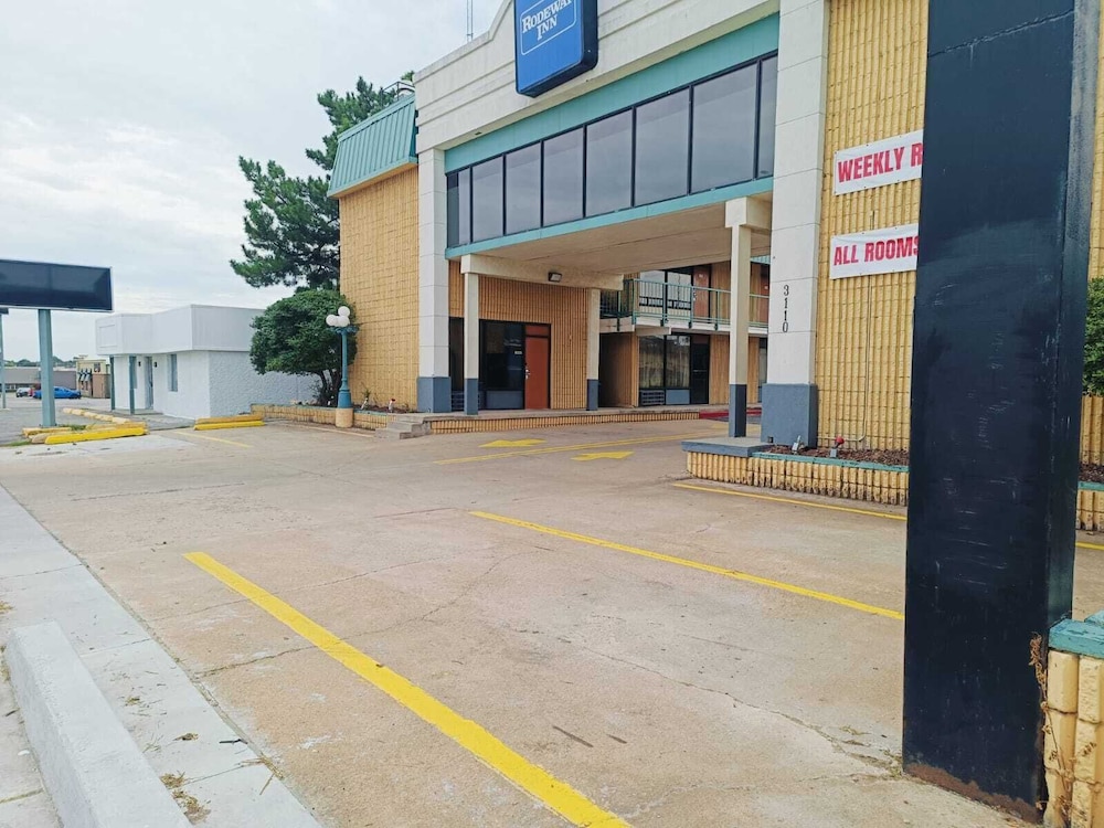 Lawton Hotel - featured photo