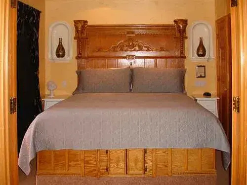 Coyote Inn 21 and Over a Town and Desert Boutique Hotel - photo 24