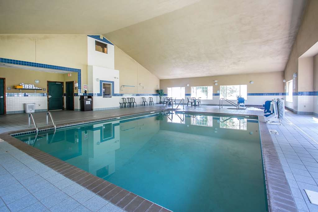 Quality Inn & Suites East Troy I 43 - photo 36