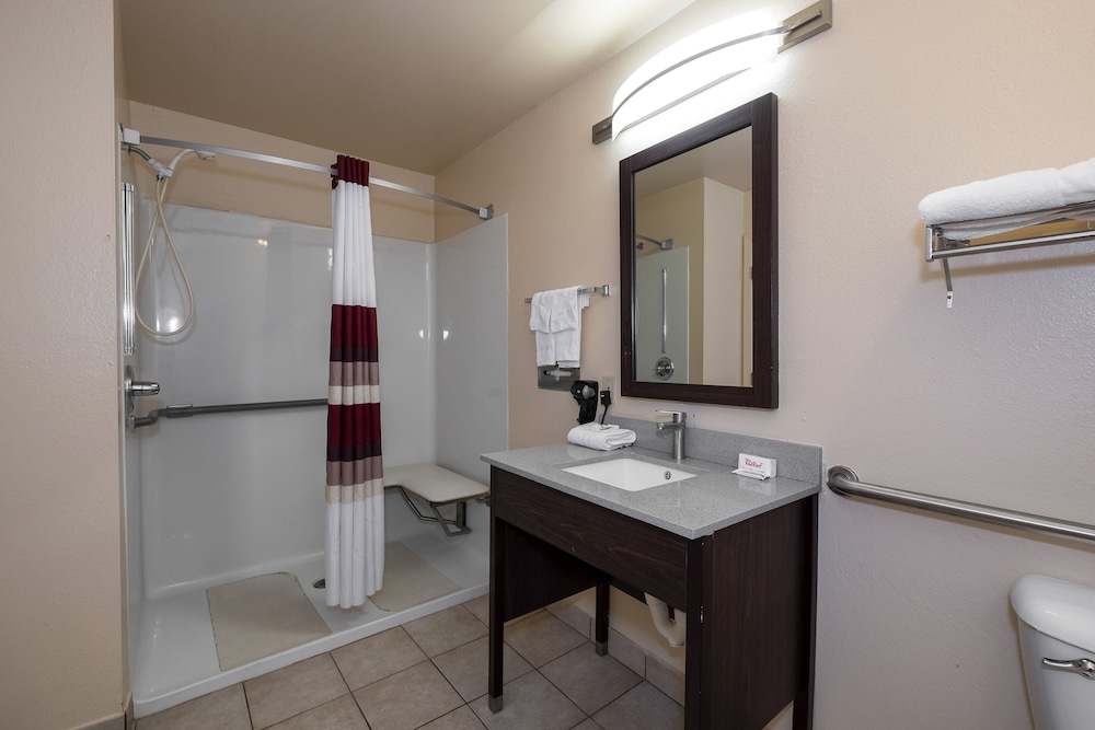 Red Roof Inn Valdosta University - photo 28