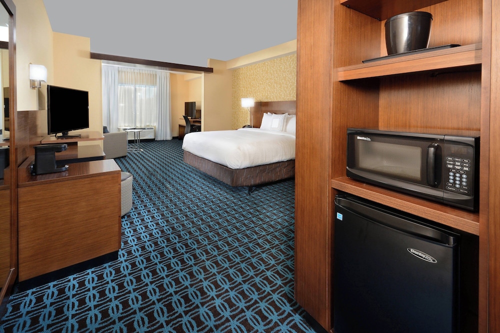 Fairfield Inn & Suites by Marriott Raleigh Capital Blvd. I 540 - photo 13