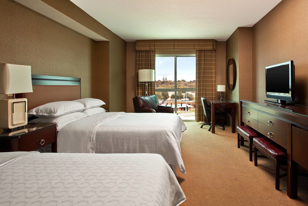 Sheraton Sioux Falls Hotel & Convention Center - photo 16