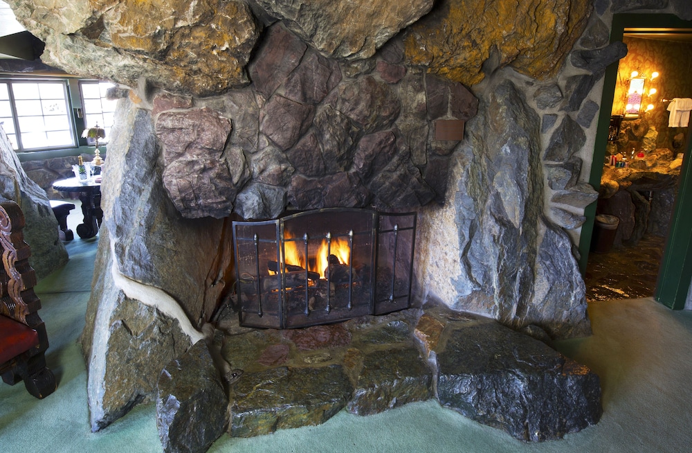 Madonna Inn - photo 361